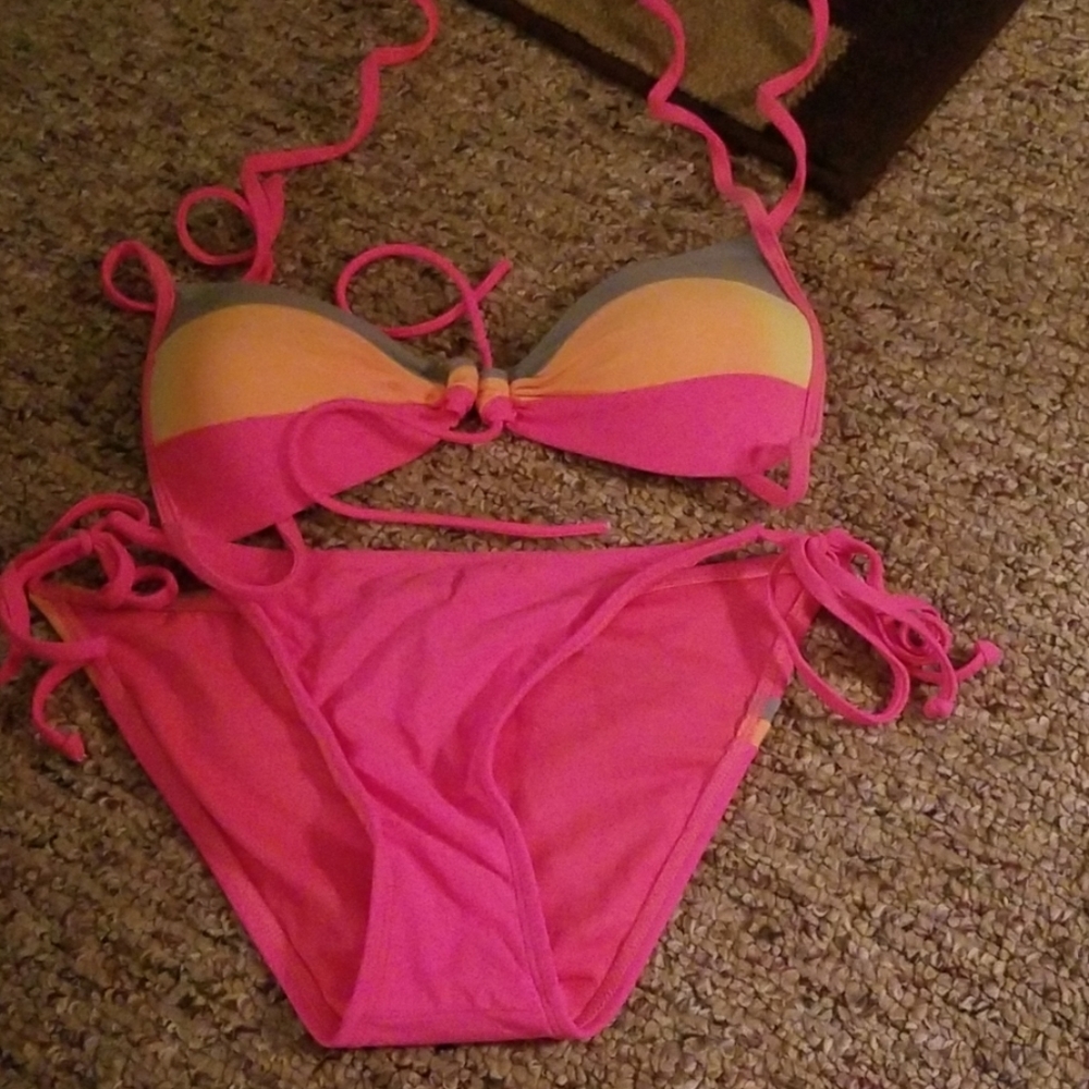 Swim suit